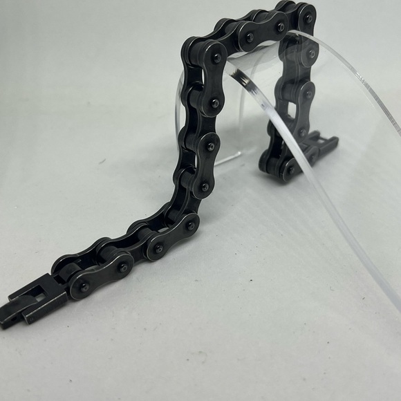 Men Stainless Steel Bicycle Chain Bracelet - Picture 2 of 4